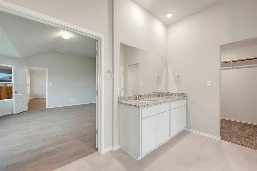 20000 Schatz Way Manor TX 78653