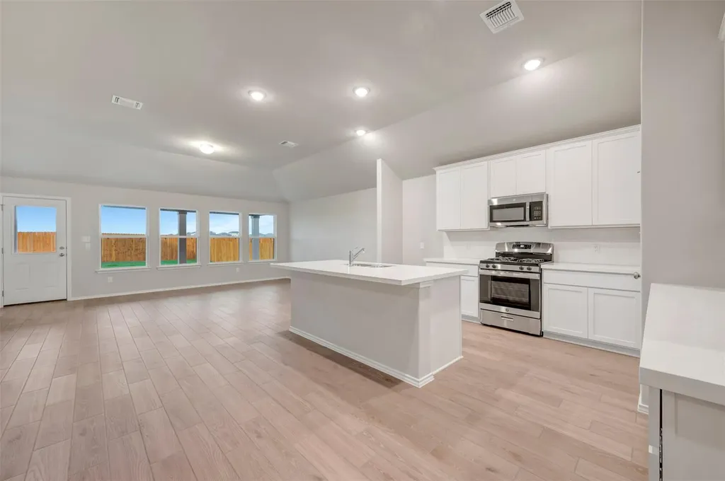 20000 Schatz Way Manor TX 78653
