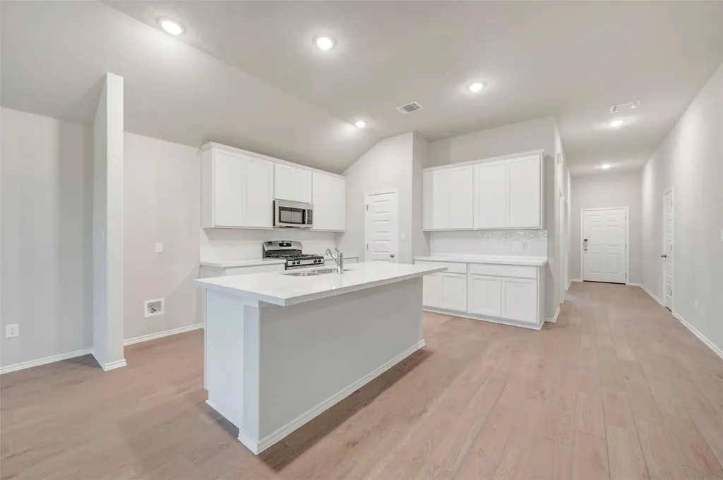 20000 Schatz Way Manor TX 78653