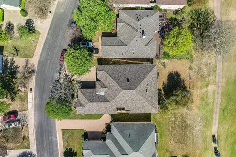 4912 Interlachen Lane Austin TX 78747
