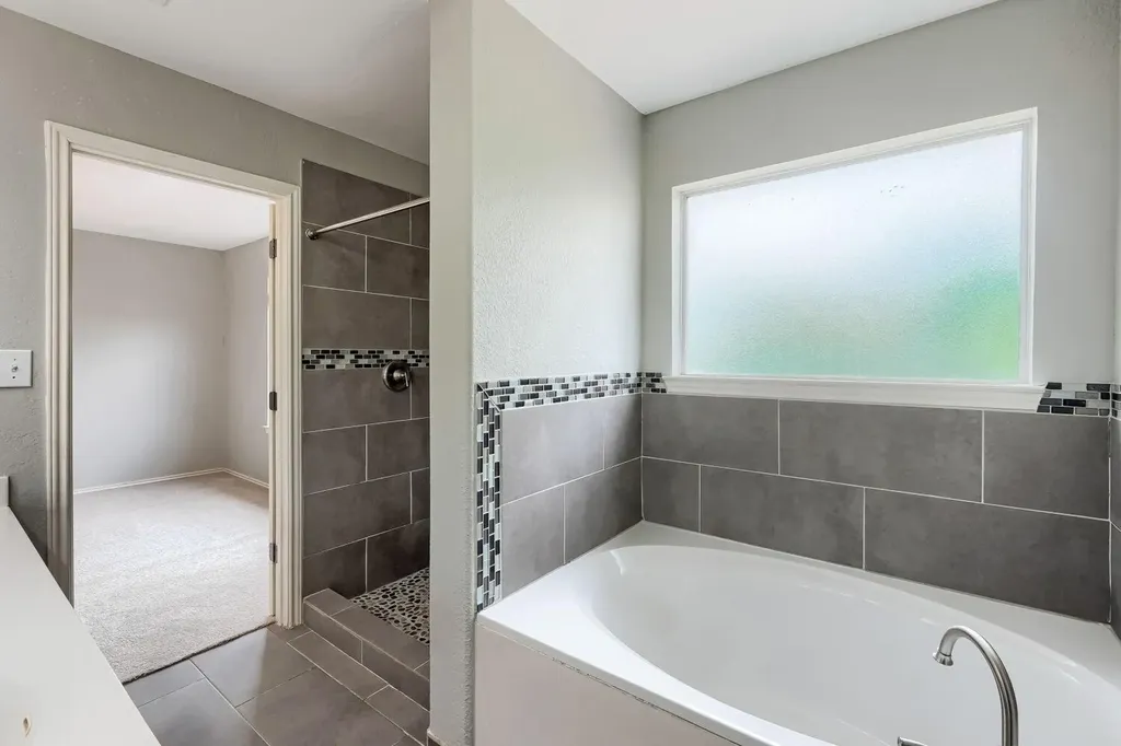 243 Covent Drive Kyle TX 78640