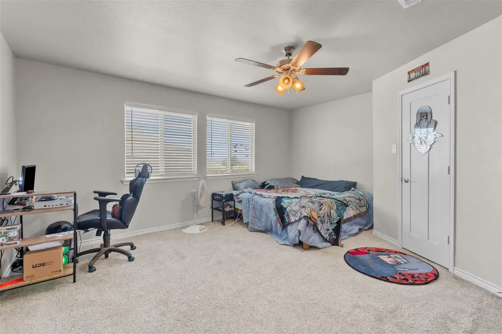 1527 Mountain Crest Cove Salado TX 76571