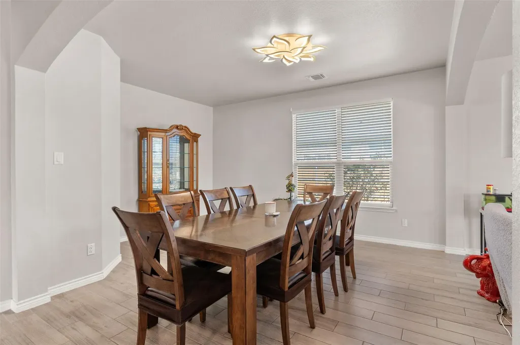 1527 Mountain Crest Cove Salado TX 76571