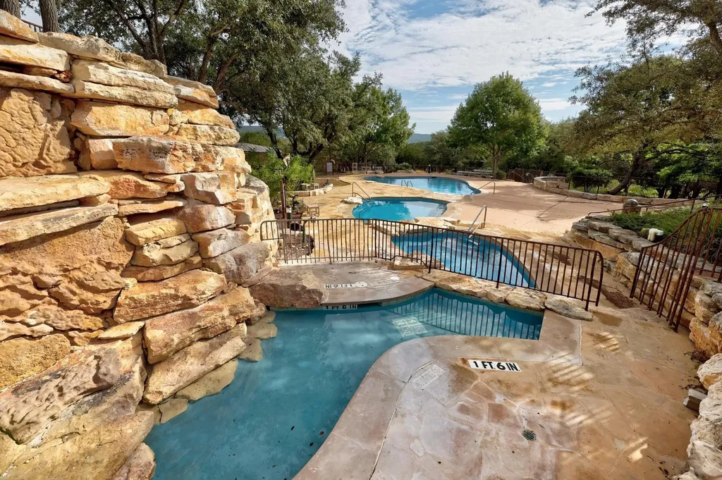19621 Tranquility Falls Cove Lago Vista TX 78645
