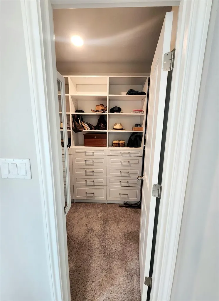 180 Golden Gate Lane Kyle TX 78640