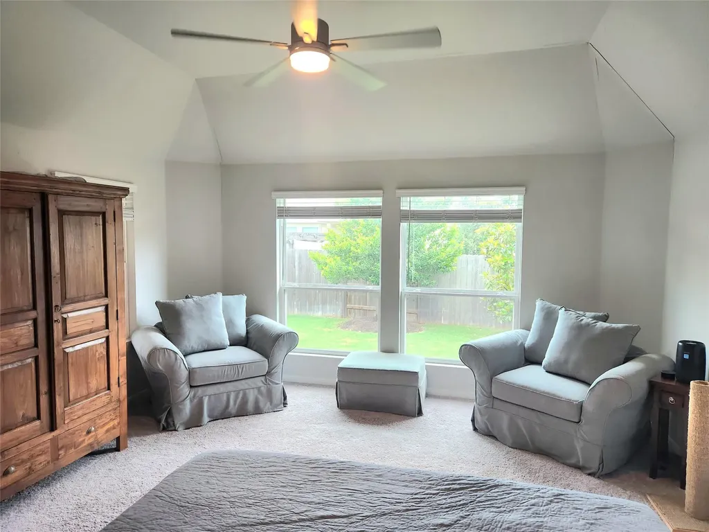 180 Golden Gate Lane Kyle TX 78640