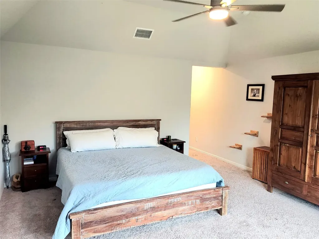 180 Golden Gate Lane Kyle TX 78640