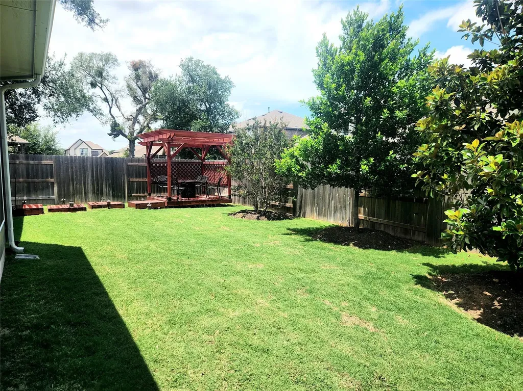 180 Golden Gate Lane Kyle TX 78640