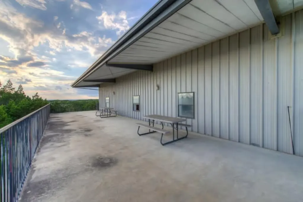7100 Comanche Trail Austin TX 78732