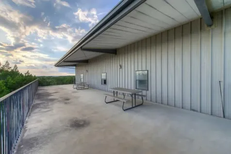 7100 Comanche Trail Austin TX 78732