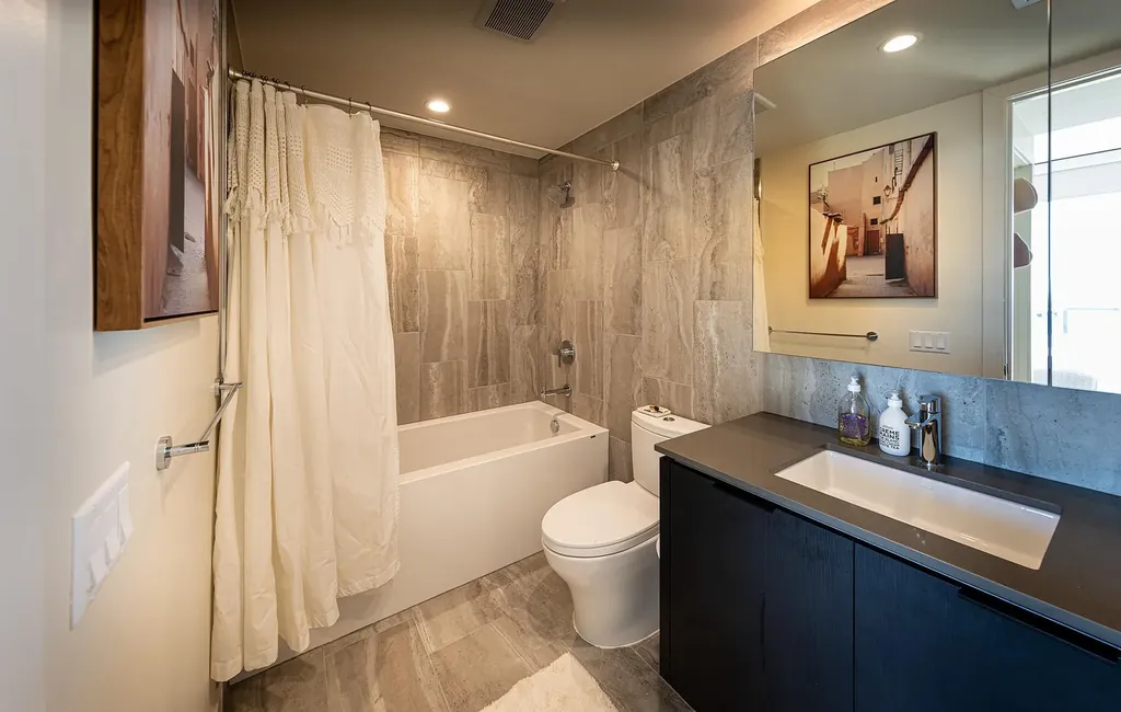44 East Avenue Austin TX 78701