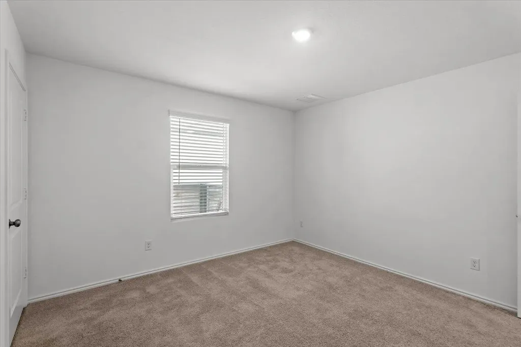 300 Jeffers Kyle TX 78640