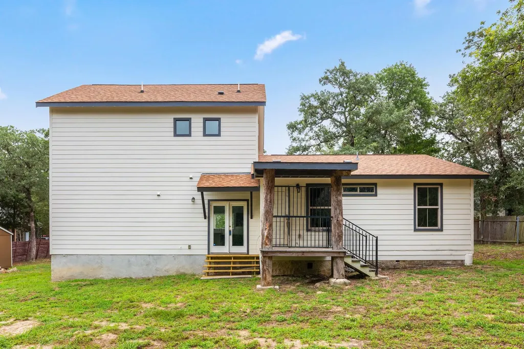 118 Camino De Agua Elgin TX 78621