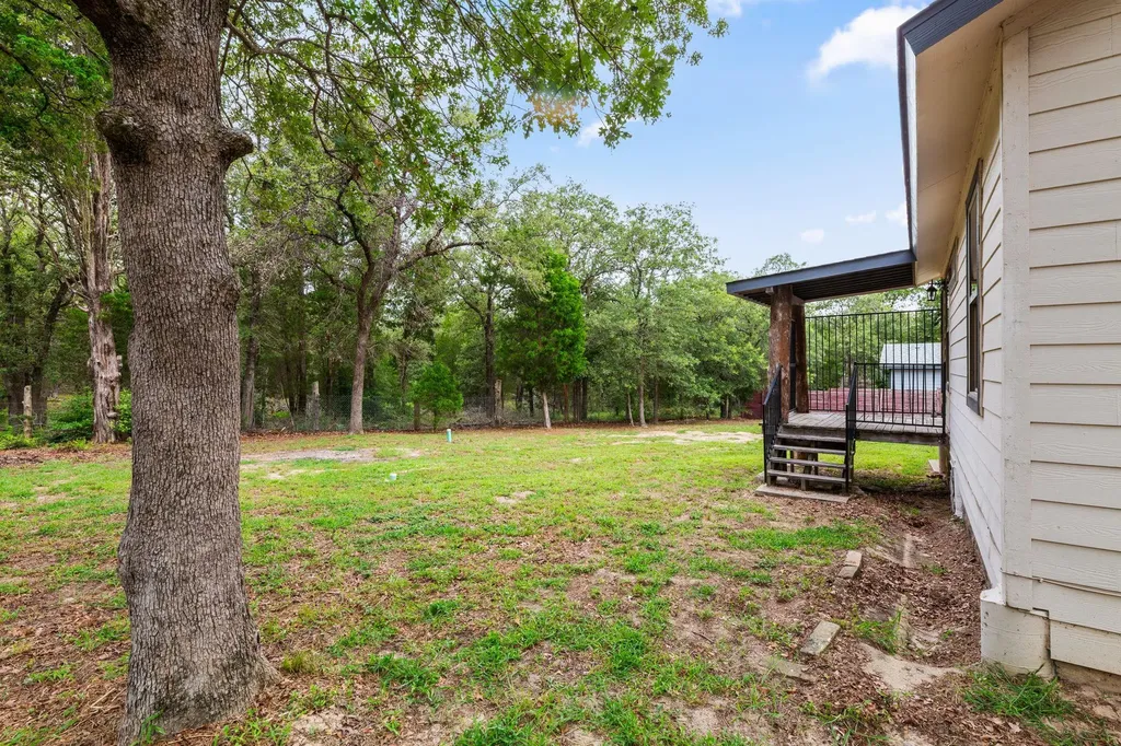 118 Camino De Agua Elgin TX 78621