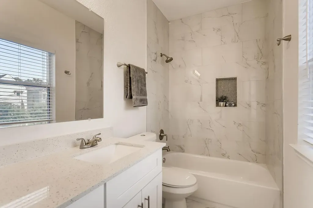 1206 Maple Avenue Austin TX 78702
