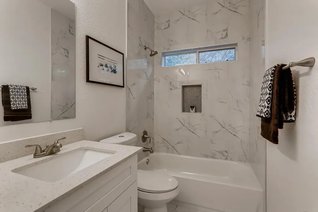 1206 Maple Avenue Austin TX 78702