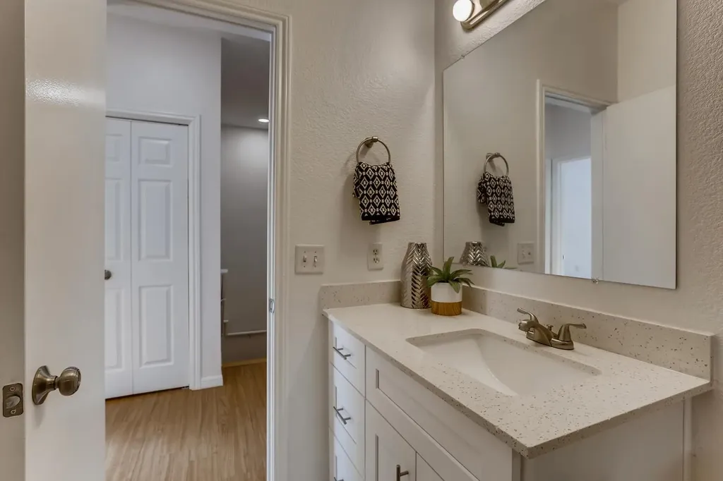 1206 Maple Avenue Austin TX 78702