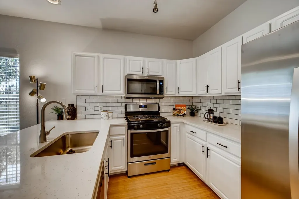 1206 Maple Avenue Austin TX 78702