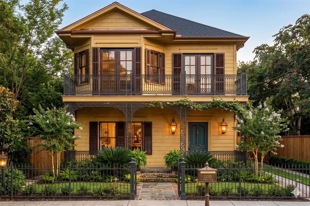 1206 Maple Avenue Austin TX 78702