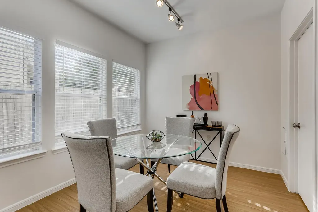 1206 Maple Avenue Austin TX 78702