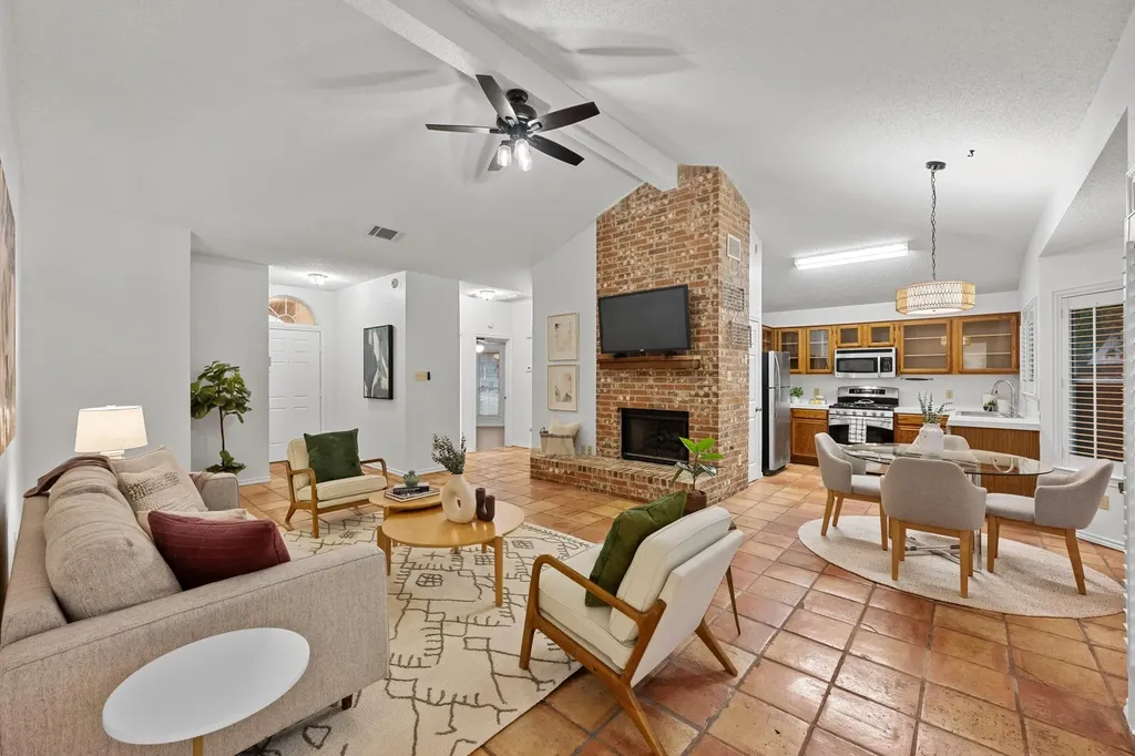 8007 Willet Trail Austin TX 78745