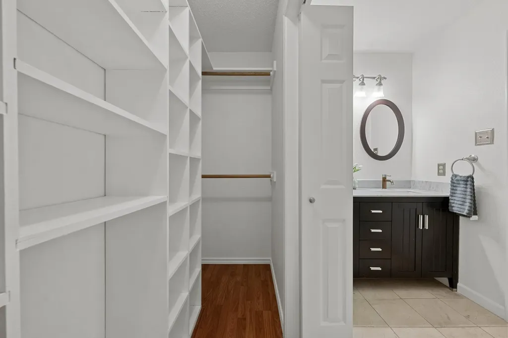 8007 Willet Trail Austin TX 78745