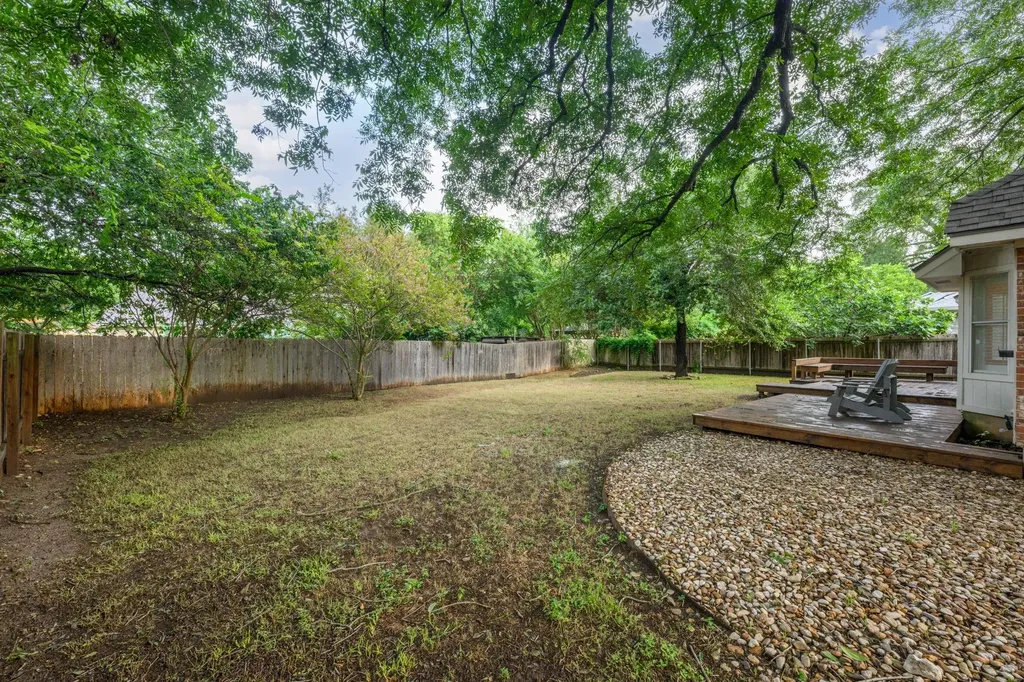 8007 Willet Trail Austin TX 78745