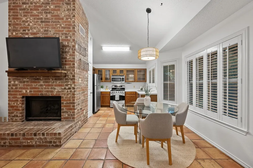 8007 Willet Trail Austin TX 78745