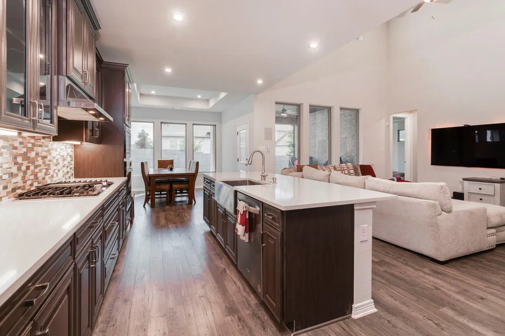201 S Park Vista Georgetown TX 78628