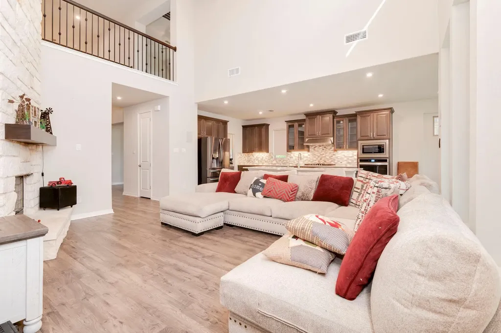 201 S Park Vista Georgetown TX 78628