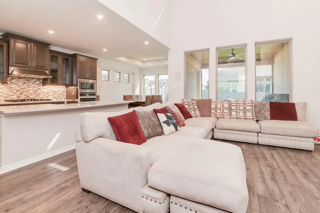 201 S Park Vista Georgetown TX 78628