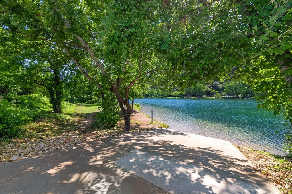 13701 Montview Drive Austin TX 78732