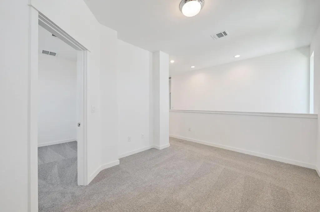 458 Orleanian Drive Buda TX 78610