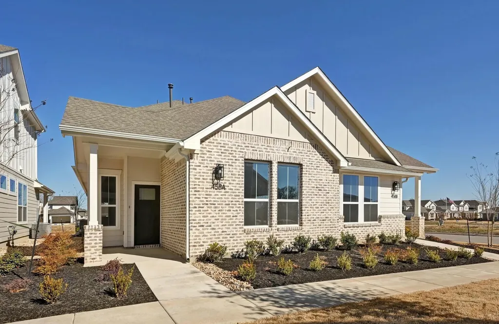 458 Orleanian Drive Buda TX 78610
