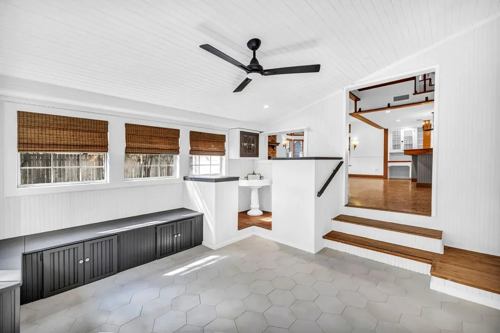 1806 S Main Street Georgetown TX 78626