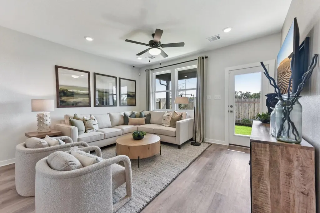 11004 Tallsalt Drive Austin TX 78754