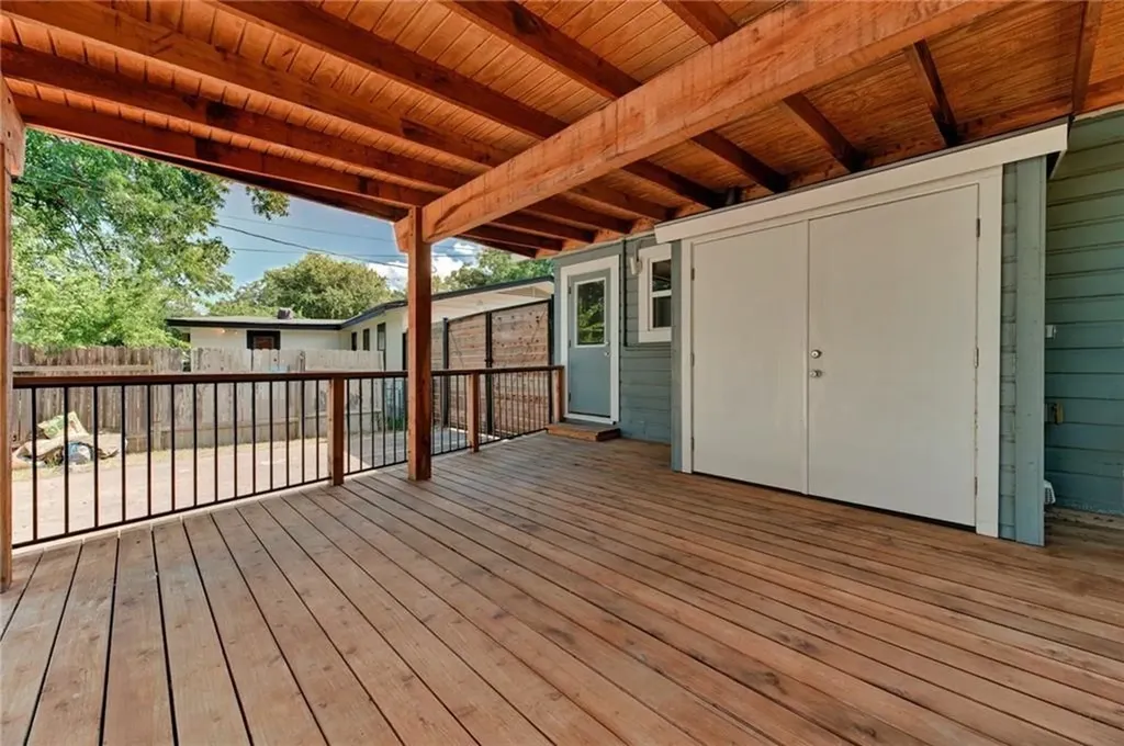 8318 Burrell Drive Austin TX 78757