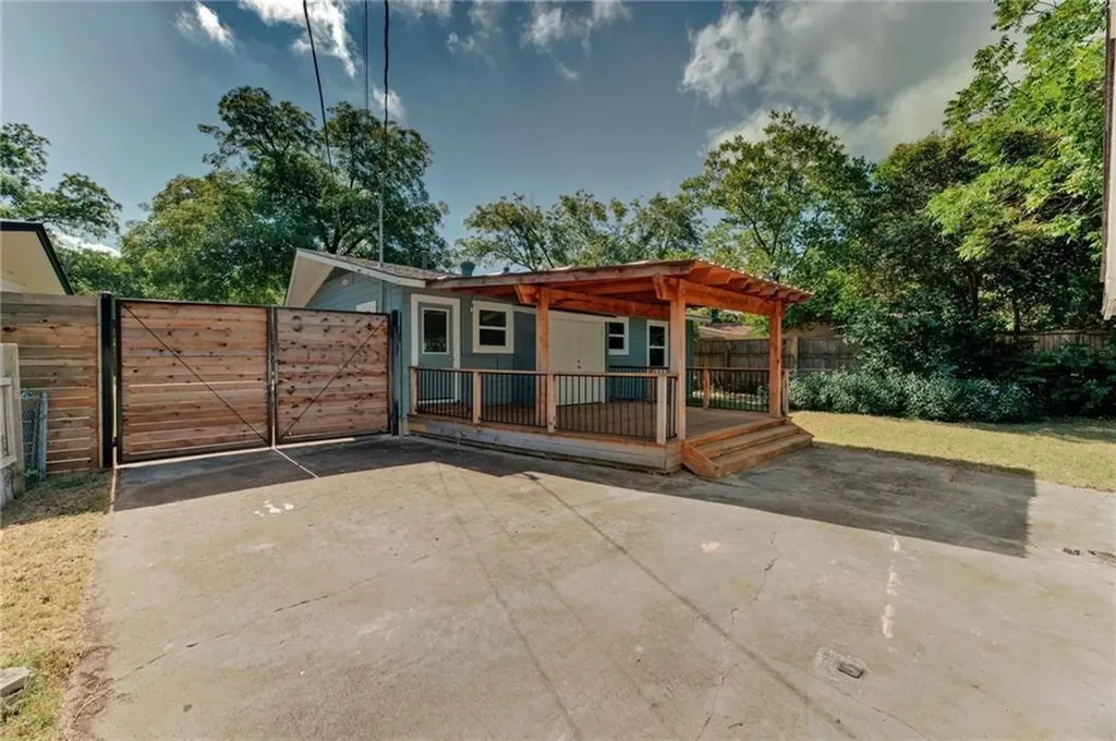 8318 Burrell Drive Austin TX 78757