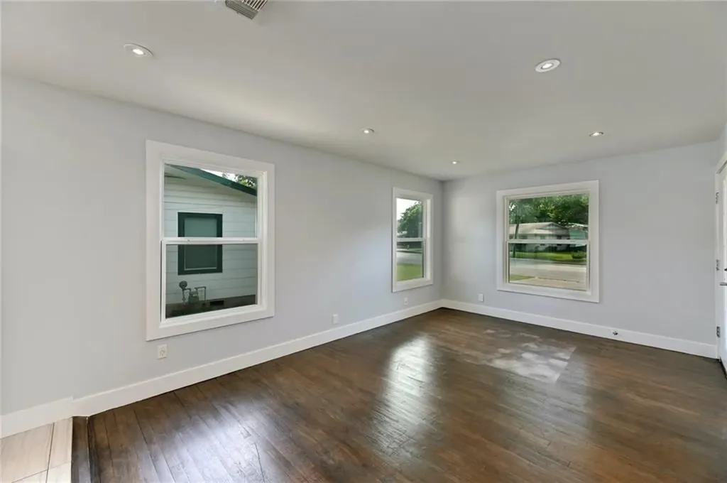 8318 Burrell Drive Austin TX 78757