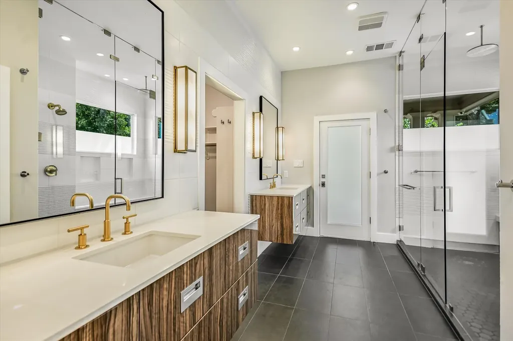 18 Ehrlich Road Austin TX 78746