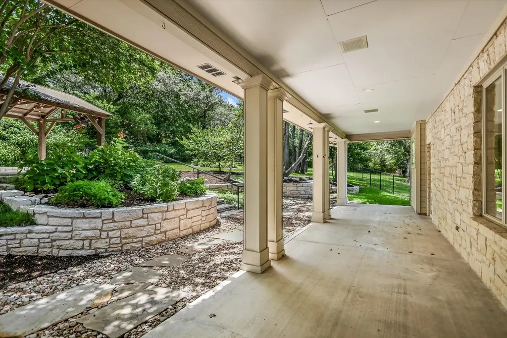 18 Ehrlich Road Austin TX 78746