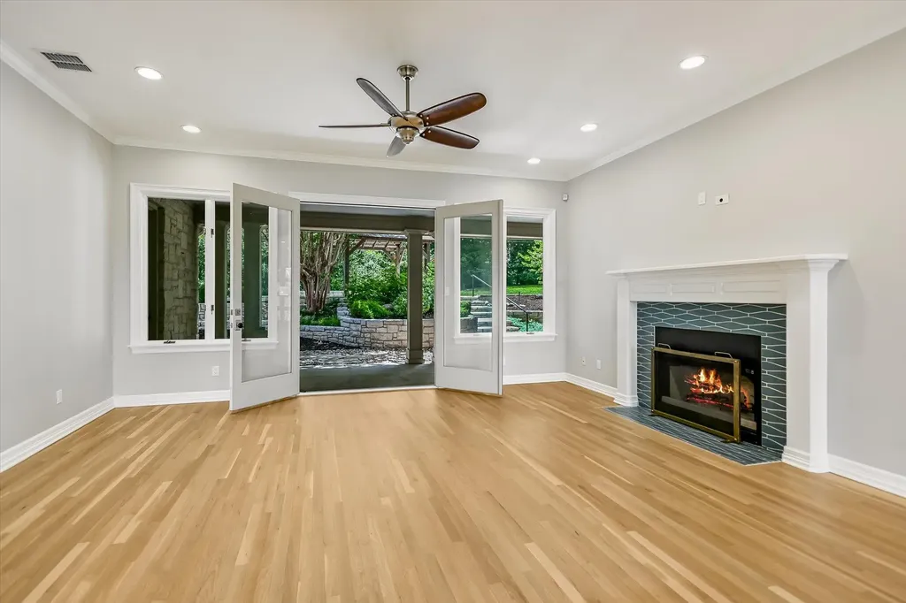 18 Ehrlich Road Austin TX 78746