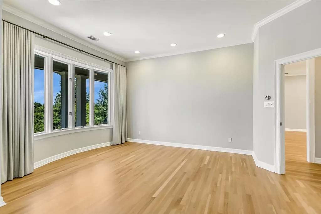 18 Ehrlich Road Austin TX 78746
