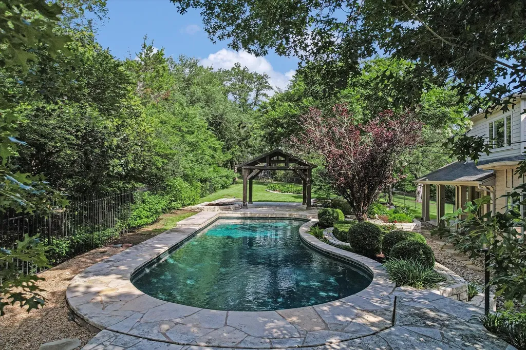 18 Ehrlich Road Austin TX 78746