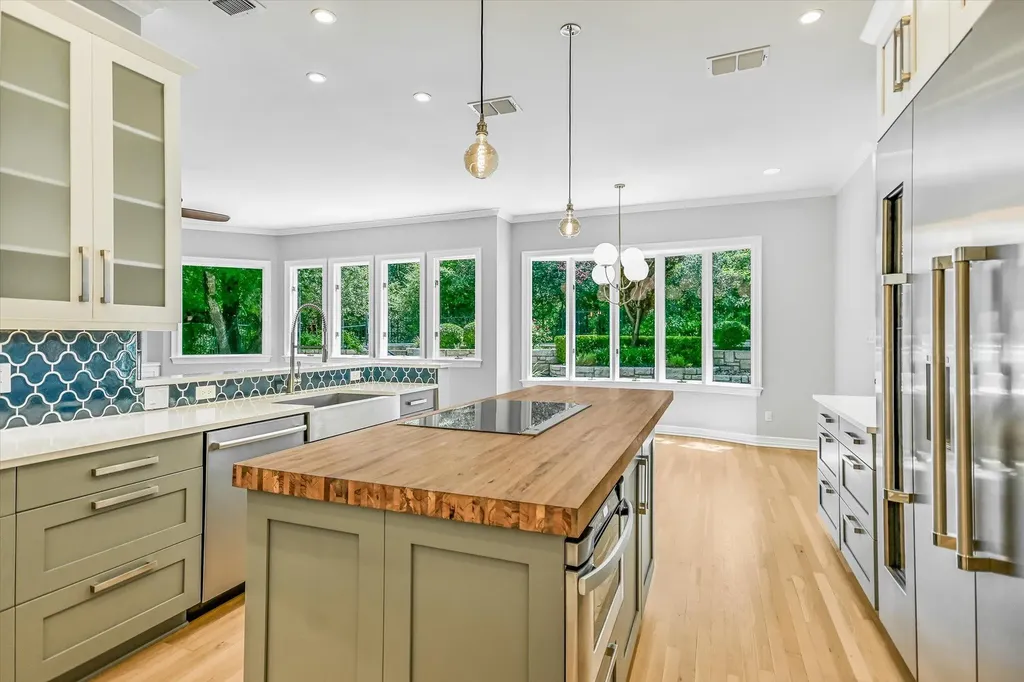 18 Ehrlich Road Austin TX 78746