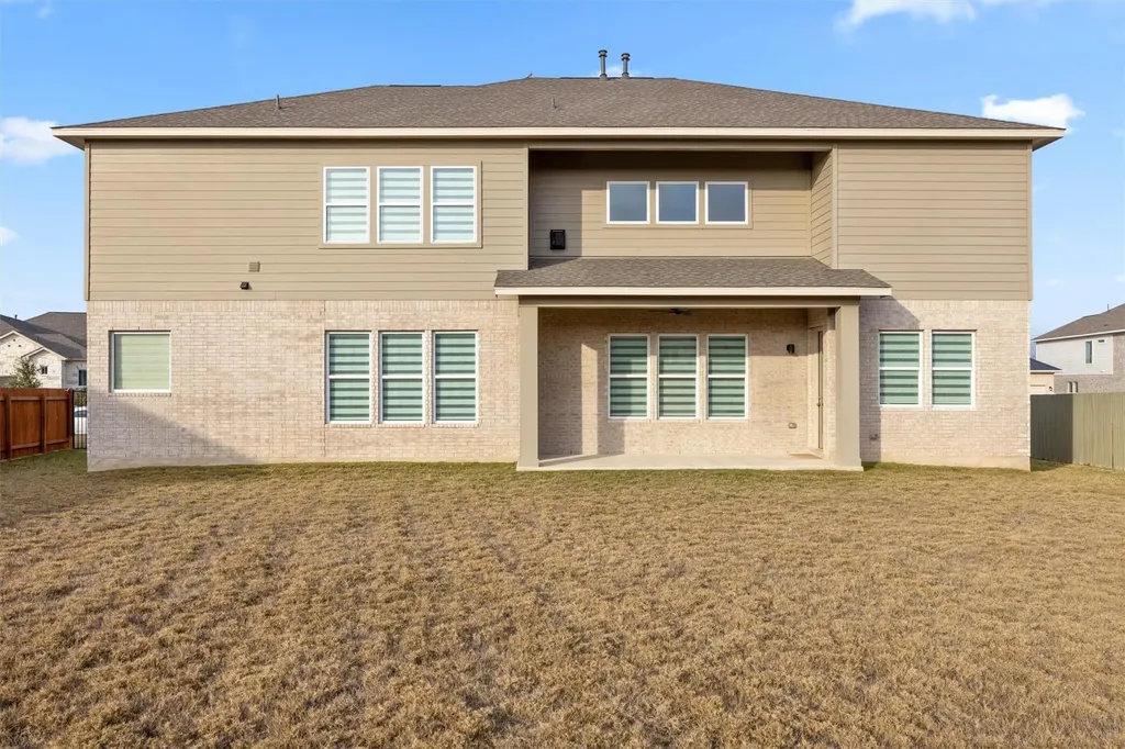 213 Great Lawn Bend Liberty Hill TX 78642
