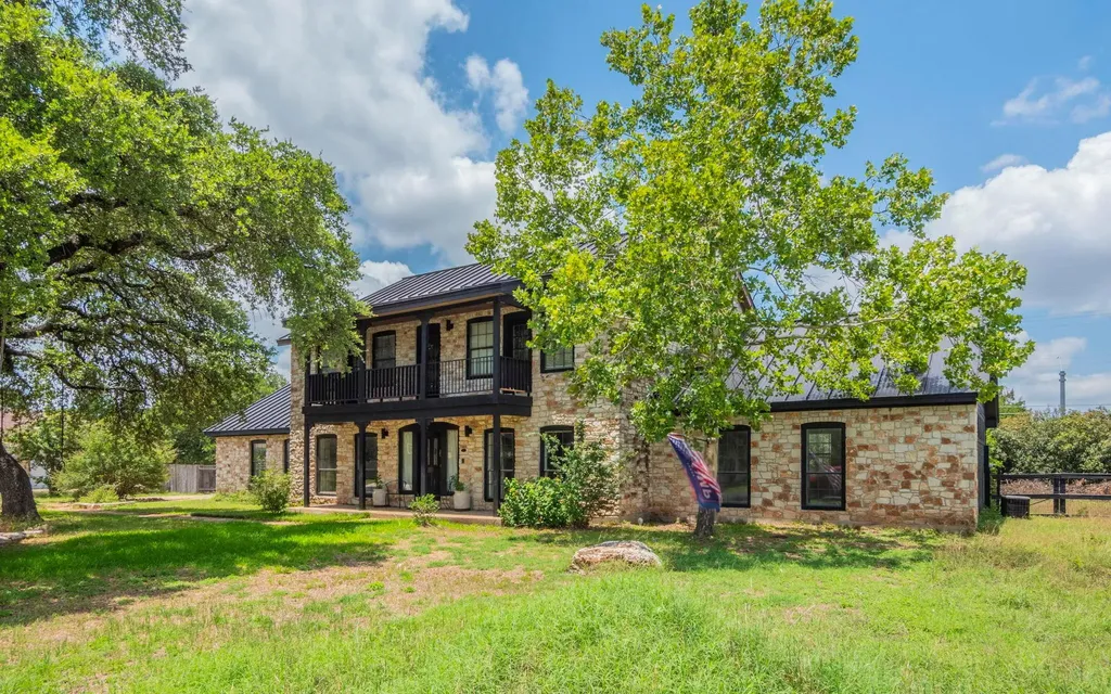 4204 Deer Tract Street Round Rock TX 78681