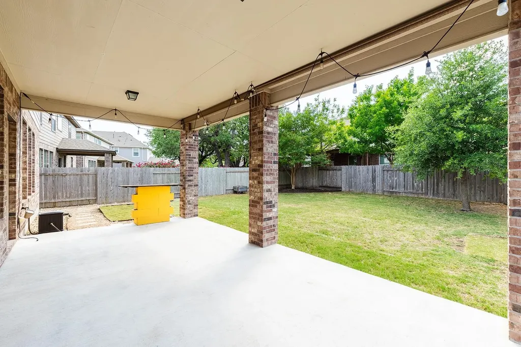 1425 Bovina Drive Leander TX 78641