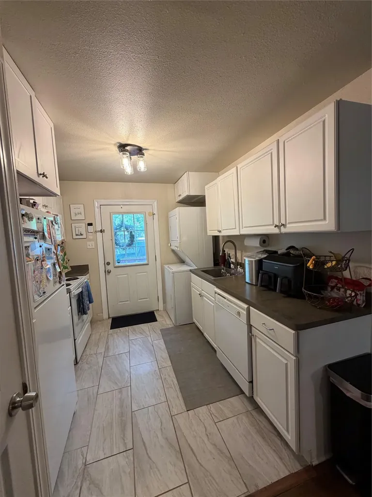 5212 Duval Street Austin TX 78751
