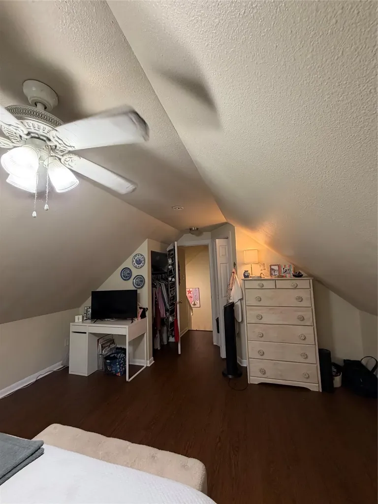 5212 Duval Street Austin TX 78751